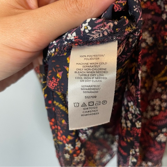 Loft Black Floral Sleeveless Highneck Tank Top size small - Picture 5 of 8